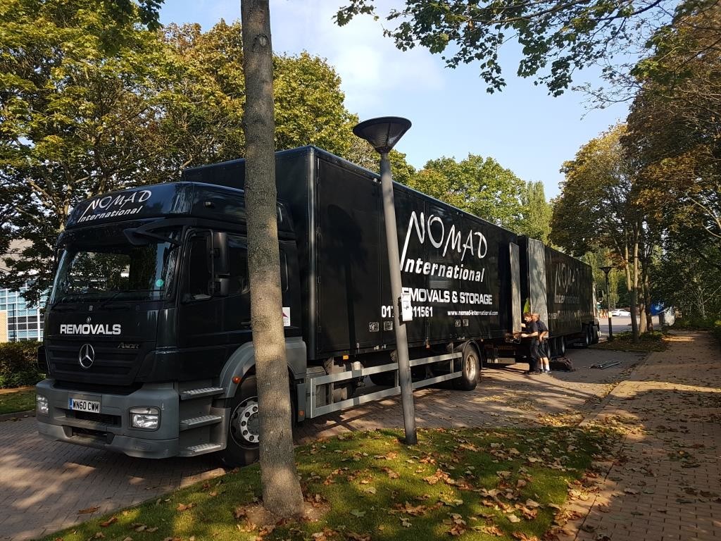 Laboratory removal from Oxford to Greece